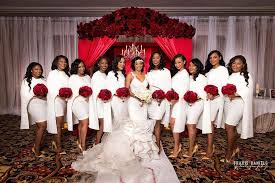 One Of The Most Sophisticated Bridal Trains We Ve Seen Captured By Travisdanielsphotography Africansweetheartw Wedding Wedding Bridesmaids Bridesmaid