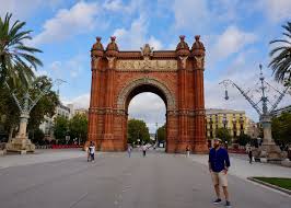See reviews and photos of city tours in madrid, spain on tripadvisor. Why I Live In Both Madrid And Barcelona And Which City I Prefer Lonely Planet