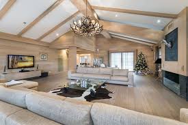 Le Magnifique Salon Du Chalet Licorne Des Neiges Ou Partager De Delicieux Moments En Famille Chalet Cosy Christma Chalet Location Chalet Jacuzzi Interieur