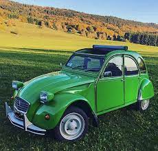 epingle par sargon kenoun sur cars 2cv citroen 2cv voiture vintage
