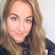 Emma Strong (@Emma_Devon)