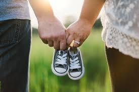 The only person that willing to is rayyan, rahmah's brother. 5 Fakta Tentang Surogasi Ibu Pengganti Yang Harus Kamu Ketahui