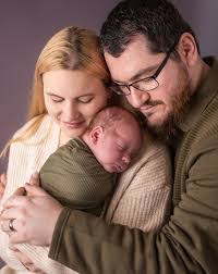 Miranda Whitlock's Instagram, Twitter & Facebook