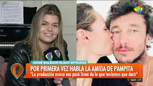 Momento emitido el lunes 17 de febrero de 2020 en los ángeles de la mañana. Con Una Indirecta A Jorge Rial Angie Balbiani Se Despidio De Intrusos Empece Con Moria Y Termine Con Vos Marcelo La 100