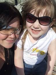 Rachelle Mitchell's Instagram, Twitter & Facebook