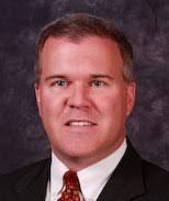 HOW ALUMNI SCHOLARSHIP SUPPORT PAYS OFF FOR STUDENTS AND ALUMNI