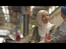 The story of ellie farhana was a writer who lost his father's home when the house was auctioned and bought by famous actor faliq assad. Wn Pelangi Cinta 100plus Episode 1