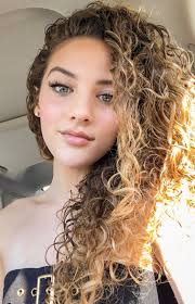Sofiedossiisliterallyamazing Sofie Dossi Gorgeous Eyes Curly Hair Styles