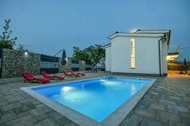 Haus schwimmbad hamburg ab 6.800 €, villa im hochkamp mit schwimmbad und einliegerwohnung. Ferienhaus Mit Pool In Kroatien Dalmatien In Hessen Weiterstadt Ebay Kleinanzeigen