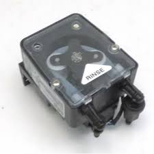 How to use dosser in a sentence. Seko Peristaltic Rinse Doser 230v 50 60hz