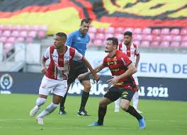 Kieza apresenta melhora e pode voltar ao time titular do náutico contra o vasco. Confira Os Remanescentes De Nautico E Sport Da Final De 2019 Folha Pe