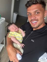 Daniel Junior (@Danieljr__10)