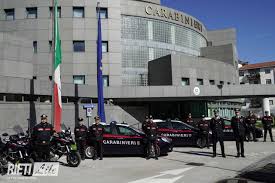 Arrestato dai carabinieri un uomo che in passato avrebbe avuto un legame affettivo con la donna. Il Lavoro Delle Gazzelle Il Reparto Radiomobile Dei Carabinieri Ai Tempi Del Covid 19 Ecco Gli Interventi Rieti Life