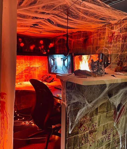 50 Cubicle Halloween Decoration Ideas to Try in 2026