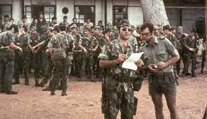 Seu filho, chamado, martim afonso de sousa, combateu na batalha de aljubarrota na qual integrou a chamada ala dos namorados, composta por cavaleiros que. Vasco Lourenco Como A Revolucao De 1974 Lhe Roubou A Lua De Mel Domingo Correio Da Manha