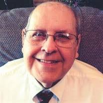 Lilly Sutherland's Instagram, Twitter & Facebook