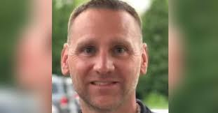 Billy Karnes's Instagram, Twitter & Facebook