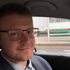 Paul Klan's Instagram, Twitter & Facebook