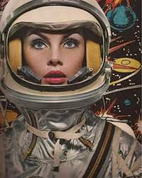 Serving intergalactic admin realness in this theatre makeup look. 👽✨  Theatre Makeup by CMU Graduate, Anna Pritchett