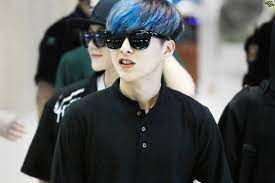 صور كاي و بيكهيون و شيومين و تشين و دي او في مطار انتشون بعد عودتهم من جزيرة فيجي exo xiumin kim minseok exo blue hair