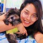 Cassie Mims's Instagram, Twitter & Facebook