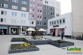 Nové sady 988/2, 602 00 brno. Fotoreportaze Z Otvorenie Novej Pobocky Unicredit Bank Levice Dna 18 5 2015 Leviceonline Sk