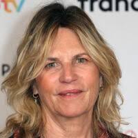 Santa : qui était Diana Eckert, sa mère, une célèbre chanteuse américaine ? 