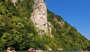 Unde gasesc harta cu carpatii occidentali? Cazanele DunÄƒrii CroazierÄƒ Pe DunÄƒre È™i Principalele Obiective Turistice