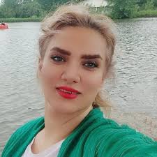 ✍الان داشتم پروفایلاتونو نگاه میکردم باز خداروشکر کنید لااقل تنتون سالمه😔😂