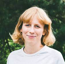 Julia Christian's Instagram, Twitter & Facebook