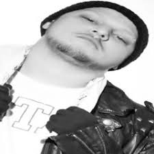 Listen to 11 DJ Raph