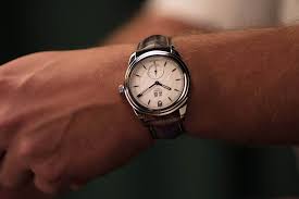 Tudor glamour day date steel yellow gold mens watch 56003. Introducing Tudor Glamour Double Date 42mm Manufacture Movement 57100 57103 Specs Price