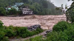 Friends in north las vegas had a twenty foot gully about a hundred feet behind flash floods are treacherous and can sweep away most anything that is in the way. Cloudburst Causes Flash Floods In Uttarakhand India News Zee News