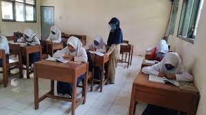 Gambar di atas adalah contoh slip gaji guru honorer di lingkungan sekolah negeri. Sekolah Di Pelosok Batang Kekurangan Tenaga Pns Dana Bos Membengkak Untuk Gaji Honorer Pantura