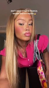 Priscilla Satterfield's Instagram, Twitter & Facebook