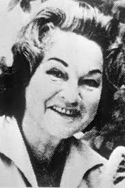 She was married to ben pearson and joe knight. Spolecnost Ze Me Udelala Obhroubleho Cynika Mandlove Padali K Noham Muzi Stesti Nasla Az U Gaye Zena Cz Magazin Pro Zeny