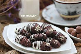 They are very light and crispy, just nice and not very sweet, but with very aromatic nestum flavour. Resepi Biskut Nestum Celup Coklat Pawtaste Com