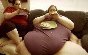 On n'est pas sûr que ce soit la plus vieille du monde, mais. A 40 Ans La Femme La Plus Obese Du Monde A Entame Un Combat Pour Perdre Du Poids