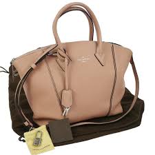 「"post a comment" louis vuitton handbags authentic」的圖片搜尋結果