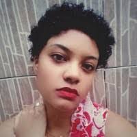 Alexis Roeder's Instagram, Twitter & Facebook