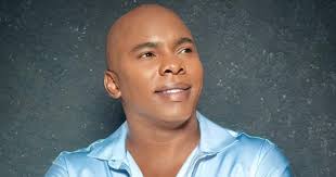 The rumors come to an end: Actor Leonardo Benítez returns to Cuba.