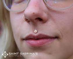 Philtrum Piercing With Yellow Gold Hammered Disk From Bvla Performed At Saint Sabrina S In Minneapolis Mn Medusa Piercing Bvla Jewelry Lip Piercing