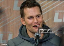 186 Leslie Brady Photos & High Res Pictures