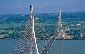 Mais revenons à la question des répliques des statues grecques réalisées par les romains. Le Pont De Normandie Fete Ses 20 Ans