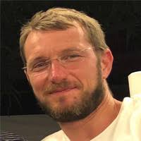 800+ "Stroia" profiles