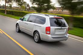 The kia carnival is a minivan manufactured by kia, introduced in january 1998, now in its fourth generation and marketed globally under various nameplates — prominently as the kia sedona. Kia Carnival Sedona Swb Spezifikationen Fotos 2006 2007 2008 2009 2010 2011 2012 2013 2014 2015 Autoevolution In Deutscher Sprache