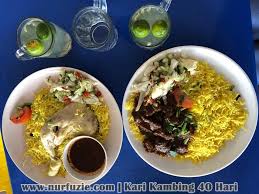 Kari kambing adalah makanan berkuah kental dengan rempah yang cukup kuat. Resepi Nasi Kambing 40 Hari