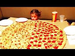 Top 10 Biggest Pizza You Can Order Youtube Big Pizza Best Fast Food Culinary Gifts