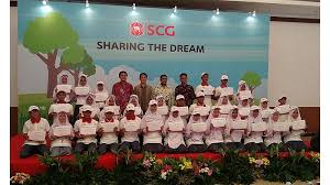 Kota sukabumi barat dan kota sukabumi timur di kotamadya dati ii. Scg Bagikan Beasiswa Kepada 152 Pelajar Di Sukabumi Halaman All Tribun Jabar