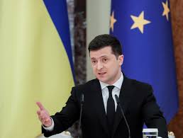 Новини політики, економіки, свіжі новини спорту, новини україни та світу 2021 цілодобово українською мовою від уніан. Ukraine Leader Signs Law To Call Up Reservists For Military Service Reuters